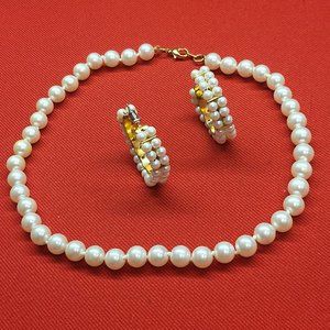 Pearl Necklace & Screw Back Earrings Set Faux Pearls Gold Tone